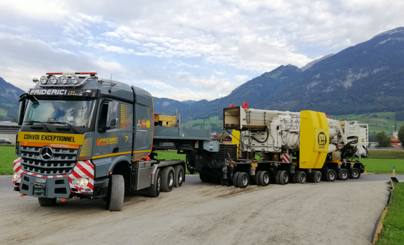 Friderici Special Camion Avec Semi Remorque Modulaire Image 02