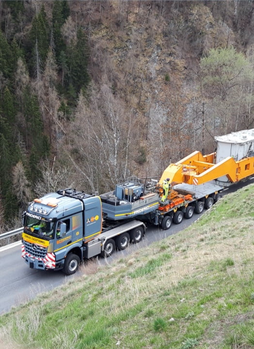 Friderici Special Unsere Aktivitaeten Internationales Transportunternehmen Fuer Transport Heben Von Lasten Bewegen Von Lasten