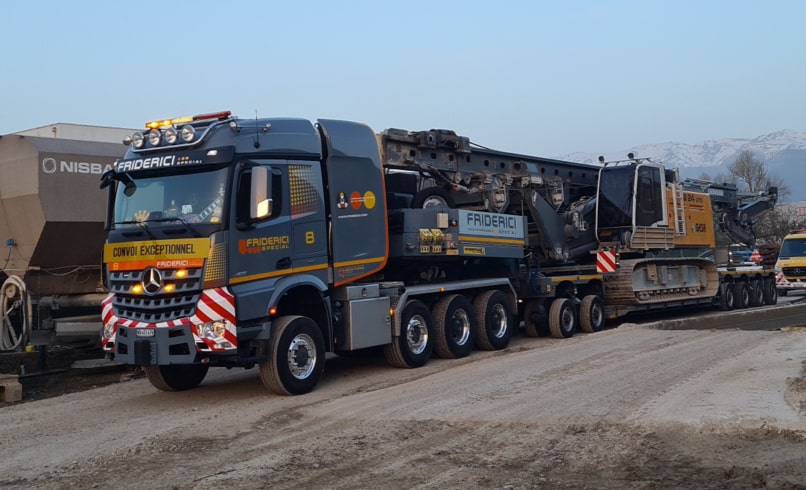 Friderici Special Truck With Extra Low Bed Extendable Trailer Image 08 Friderici Special Truck With Extra Low Bed Extendable Trailer Image 08