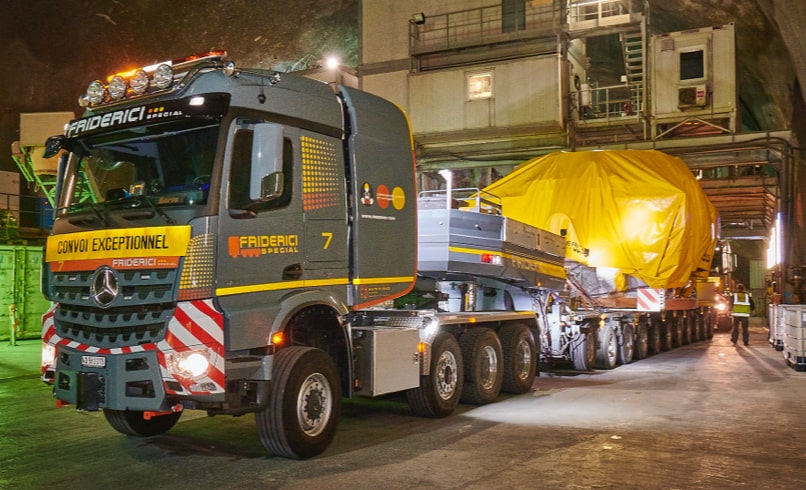 Friderici Special Truck With Modular Trailer Image 09 Friderici Special Truck With Modular Trailer Image 09