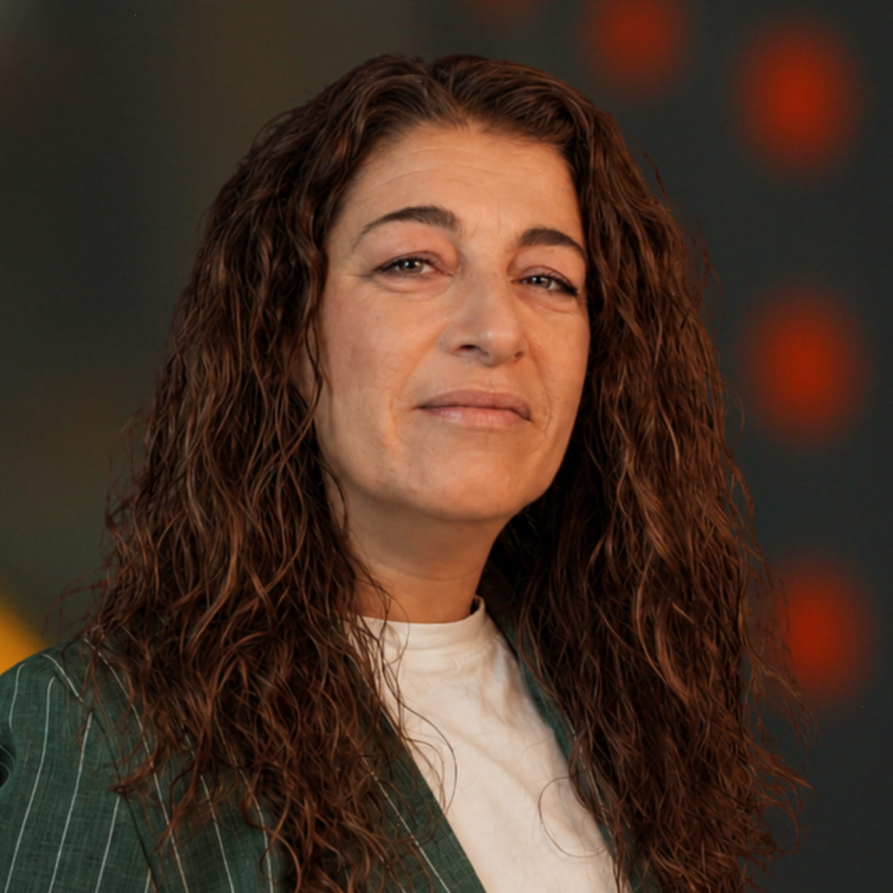 Photo de Mrs. Ribeiro - payroll and social insurance manager Photo de Mrs. Ribeiro - payroll and social insurance manager